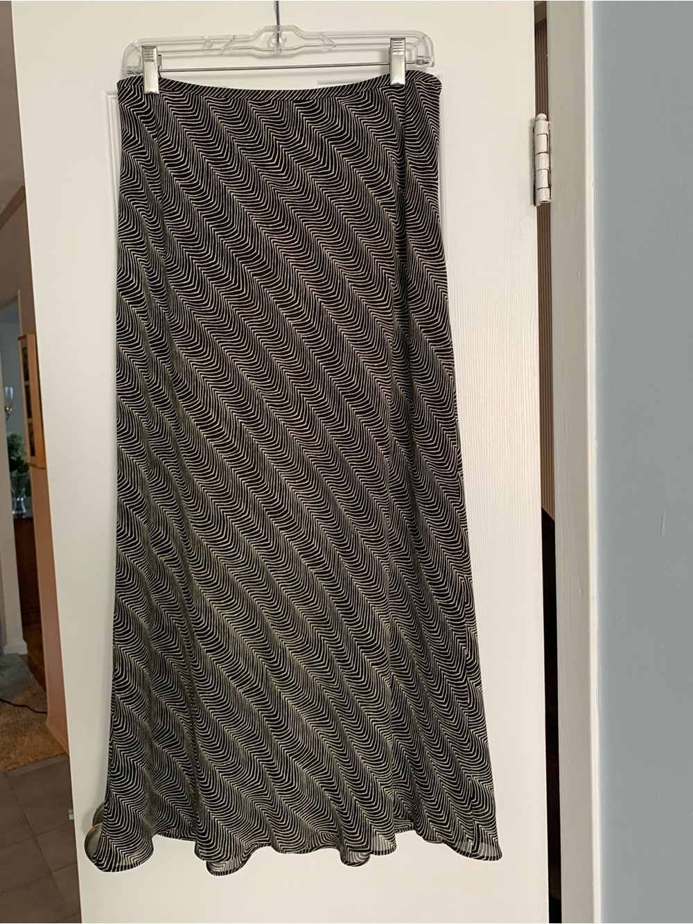 Ann Taylor MIDI Skirt